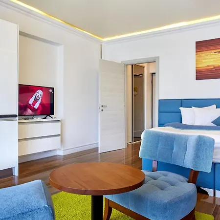 Promenada Apartment